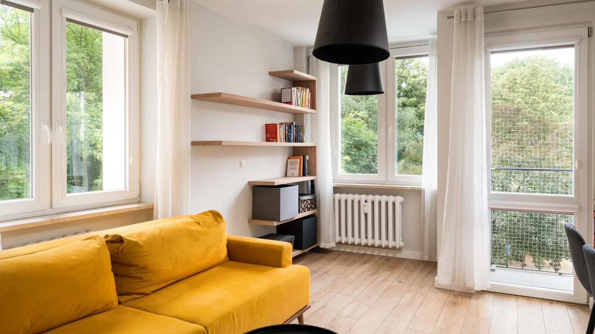 Saska Kepa Comfy Apartment Warsaw