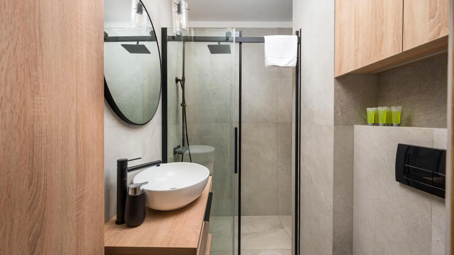 Saska Kepa Comfy Apartment Warsaw