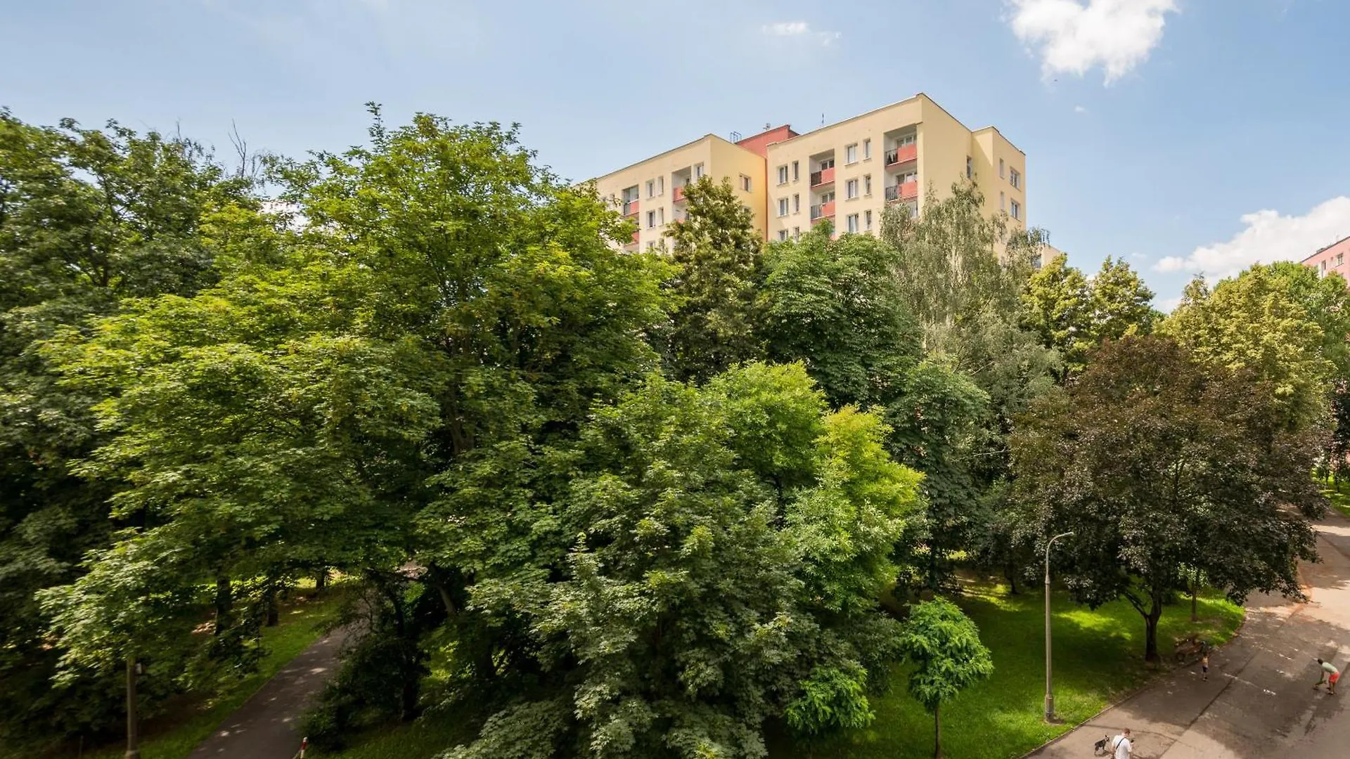 Saska Kepa Comfy Apartment Warsaw Poland