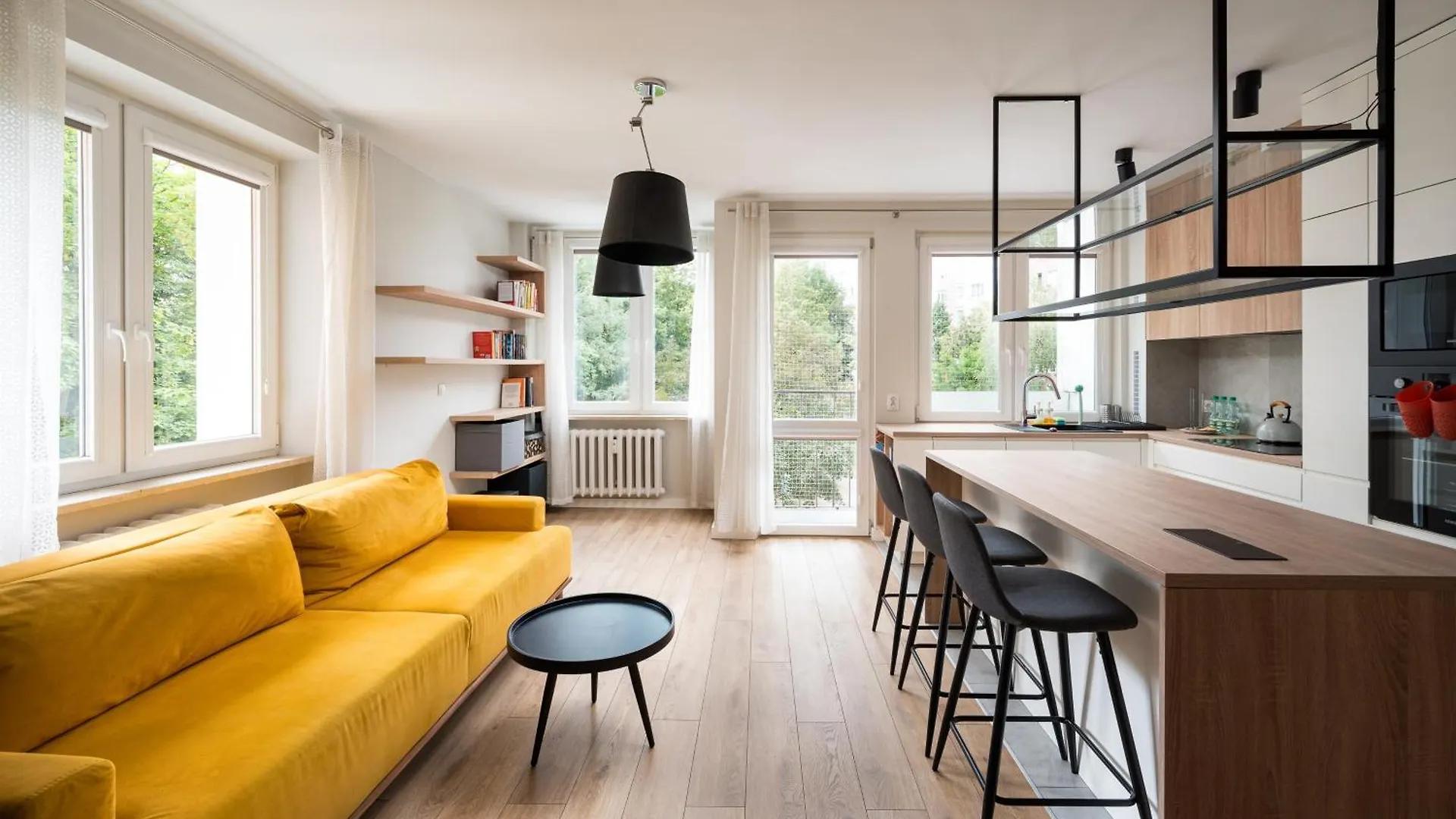 Saska Kepa Comfy Apartment Warsaw